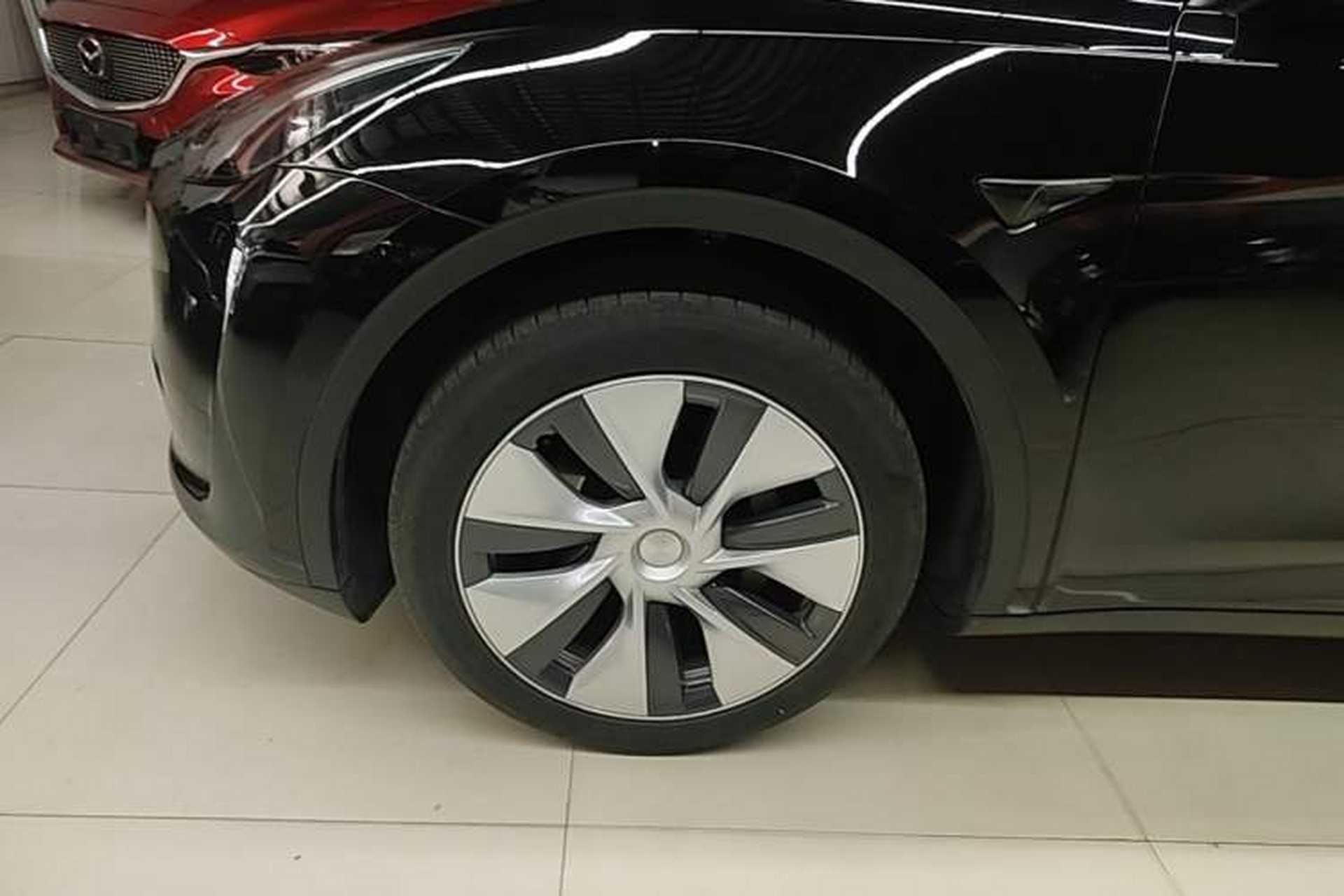 Used Tesla Model Y 2022 Revised Version Rear-Wheel Drive Left Front Wheel Hub