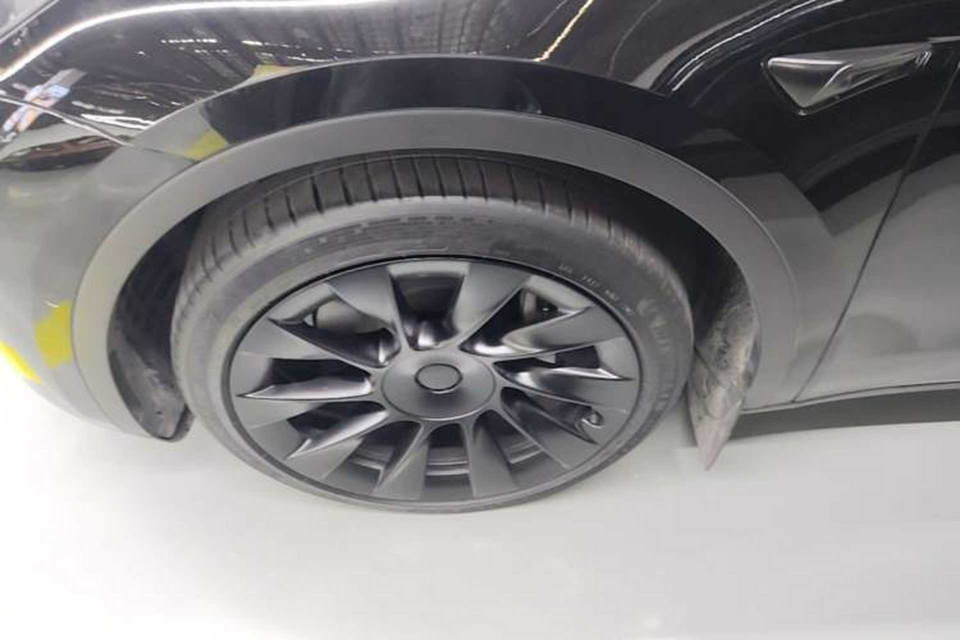 Used Tesla Model Y 2022 Revised Version Rear-Wheel Drive Left Front Wheel Hub