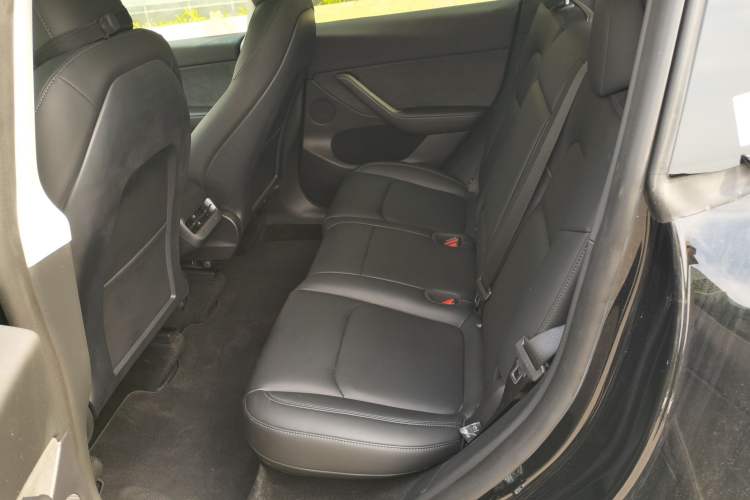 Used Tesla Model Y 2022 Revised Version Rear-Wheel Drive Left Rear Seat