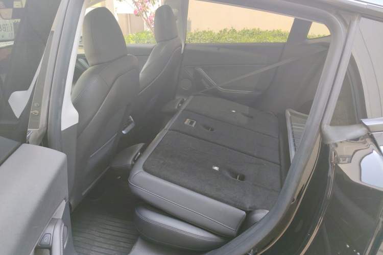 Used Tesla Model Y 2022 Revised Version Rear-Wheel Drive Left Rear Seat