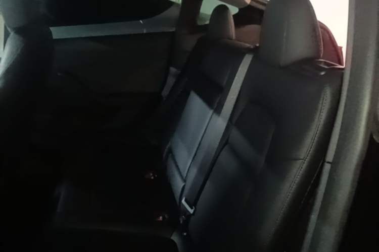 Used Tesla Model Y 2022 Revised Version Rear-Wheel Drive Left Rear Seat