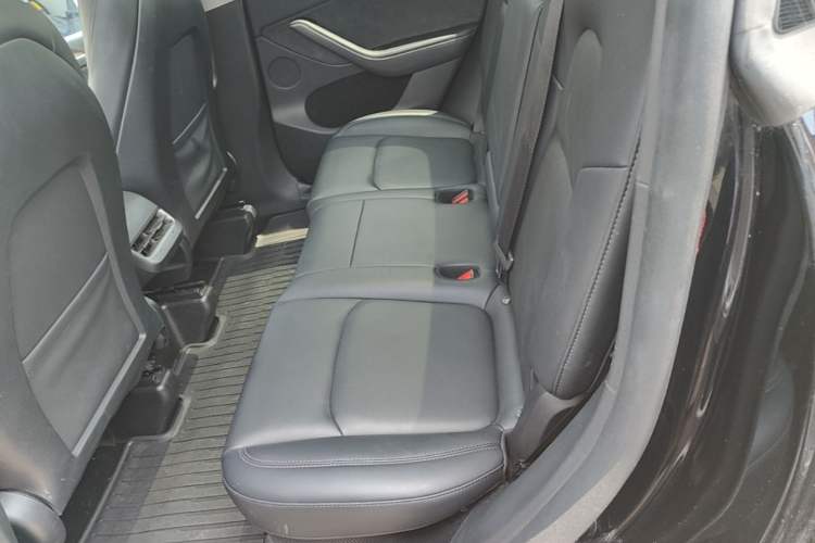 Used Tesla Model Y 2022 Revised Version Rear-Wheel Drive Left Rear Seat