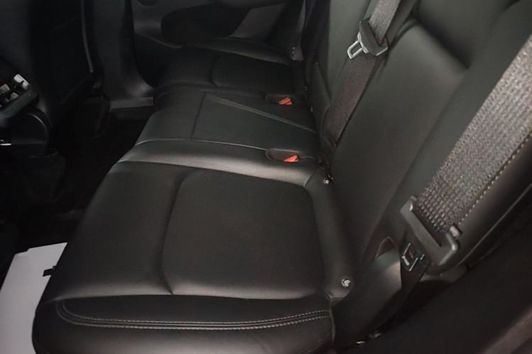 Used Tesla Model Y 2022 Revised Version Rear-Wheel Drive Left Rear Seat