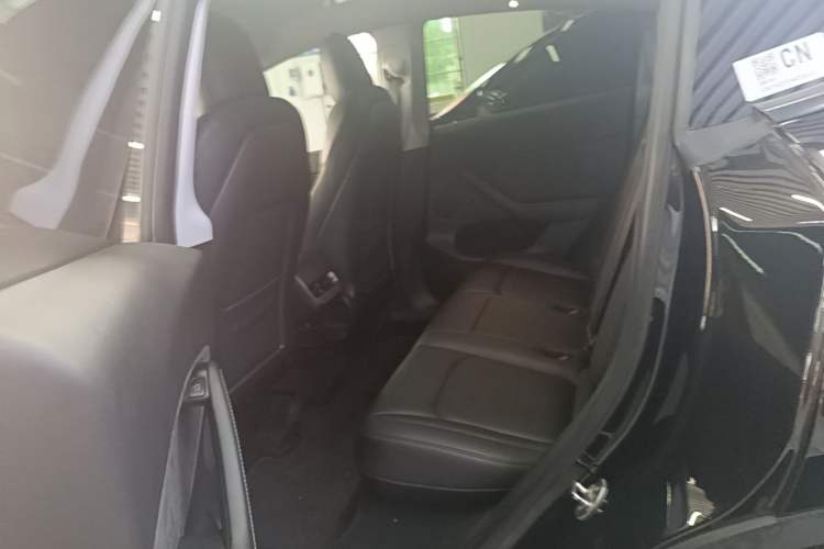 Used Tesla Model Y 2022 Rear-Wheel-Drive Version Left Rear Seat