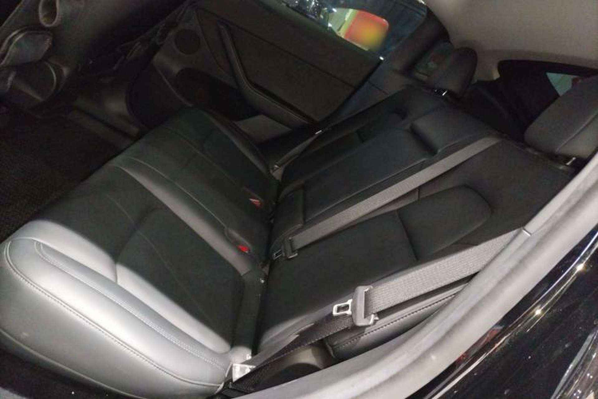 Used Tesla Model Y 2022 Rear-Wheel-Drive Version Left Rear Seat