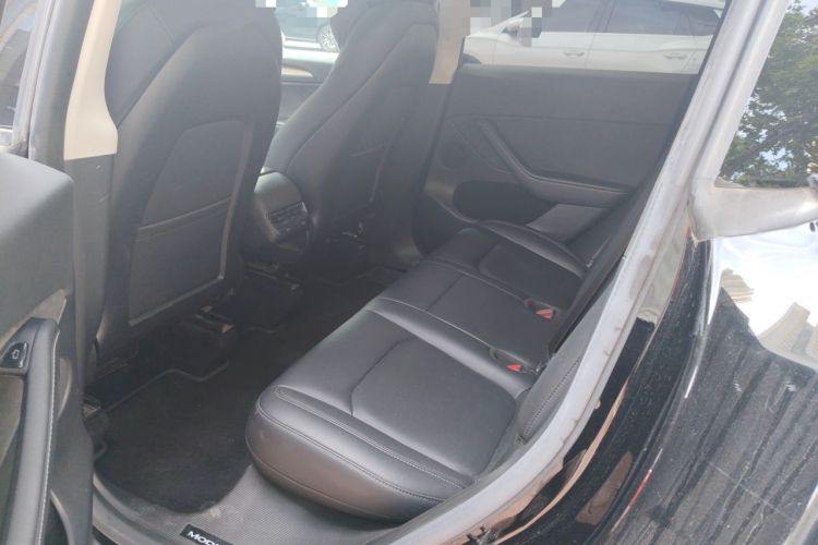 Used Tesla Model Y 2022 Rear-Wheel-Drive Version Left Rear Seat