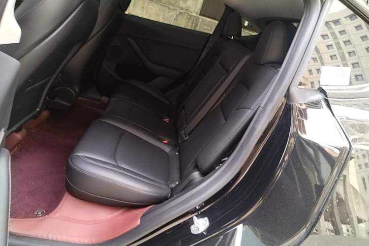 Used Tesla Model Y 2022 Revised Version Rear-Wheel Drive Left Rear Seat