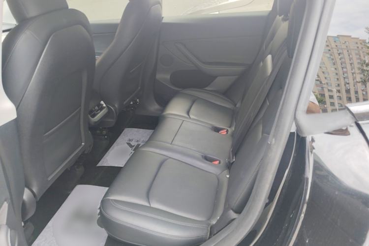 Used Tesla Model Y 2022 Rear-Wheel-Drive Version Left Rear Seat