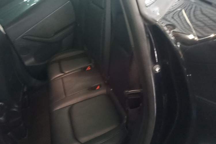 Used Tesla Model Y 2022 Revised Version Rear-Wheel Drive Left Rear Seat