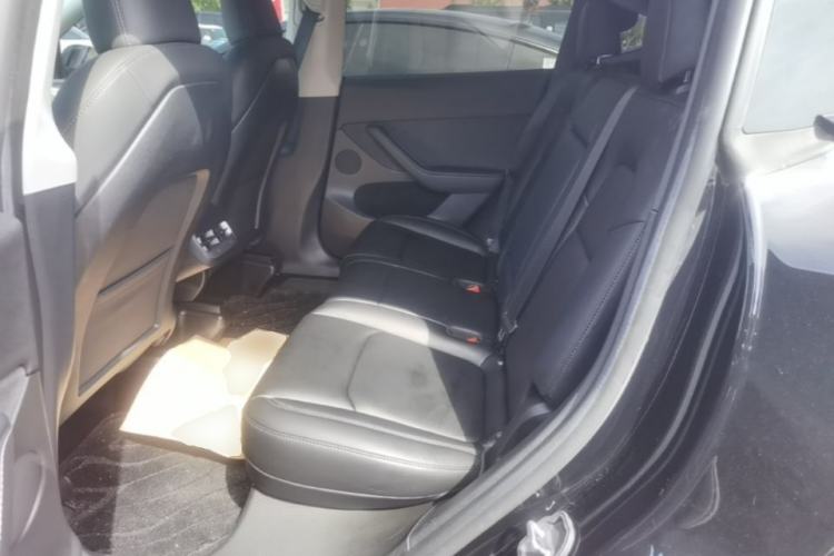Used Tesla Model Y 2022 Revised Version Long-Range All-Wheel Drive Left Rear Seat