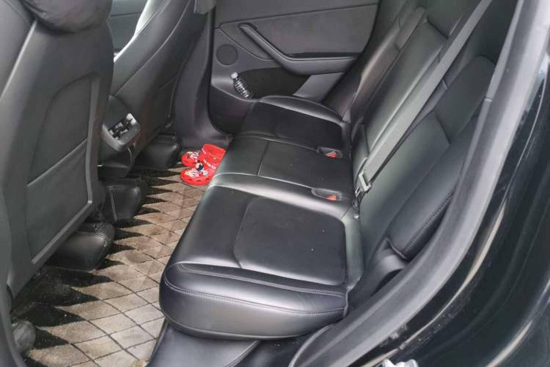 Used Tesla Model Y 2022 Rear-Wheel-Drive Version Left Rear Seat