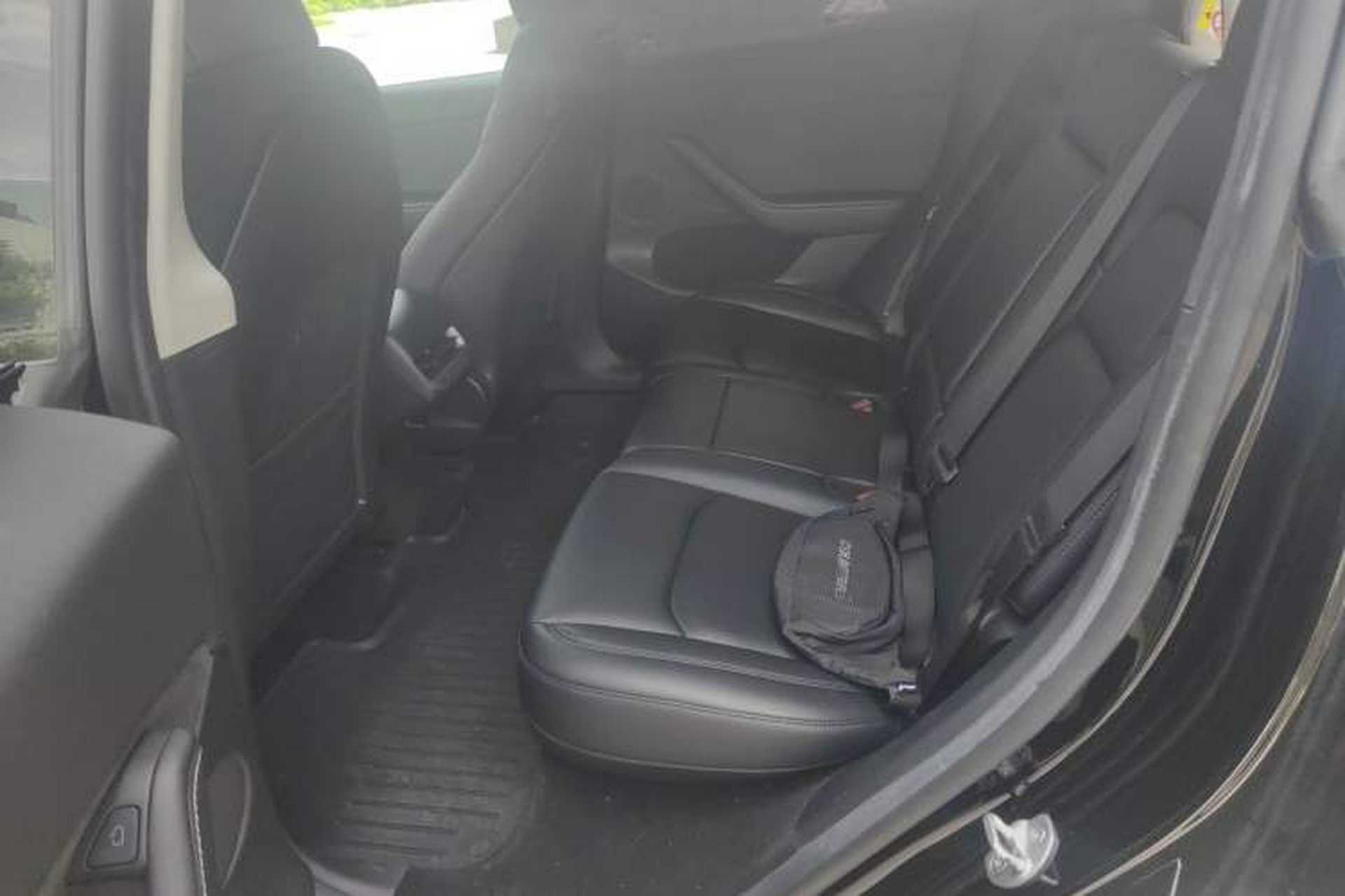 Used Tesla Model Y 2022 Revised Version Rear-Wheel Drive Left Rear Seat
