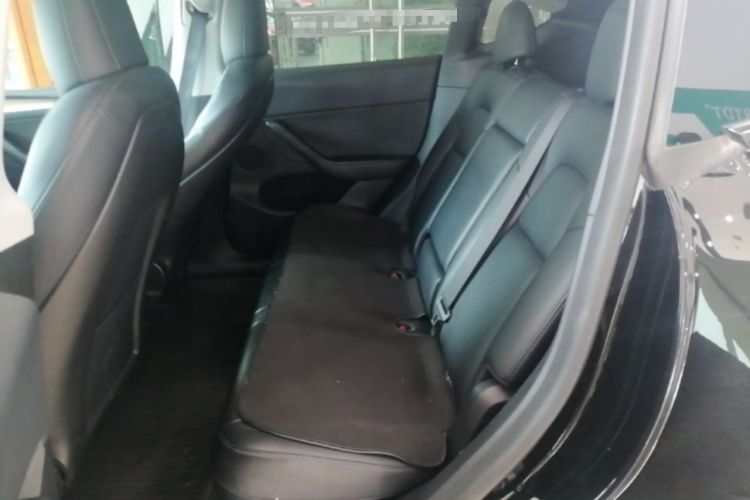Used Tesla Model Y 2022 Rear-Wheel-Drive Version Left Rear Seat