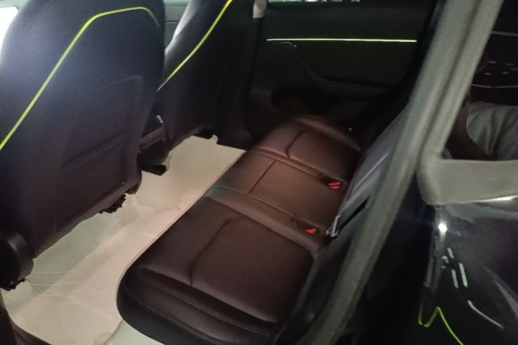 Used Tesla Model Y 2022 Rear-Wheel-Drive Version Left Rear Seat