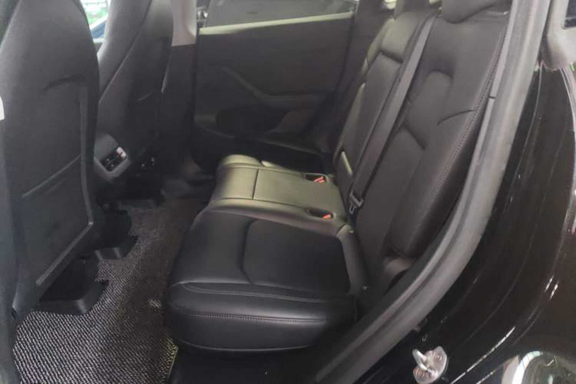 Used Tesla Model Y 2022 Revised Version Rear-Wheel Drive Left Rear Seat