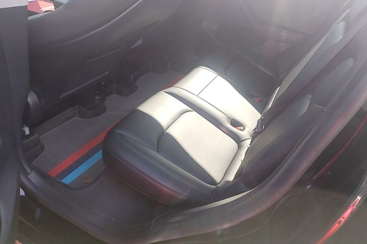 Used Tesla Model Y 2022 Revised Version Rear-Wheel Drive Left Rear Seat