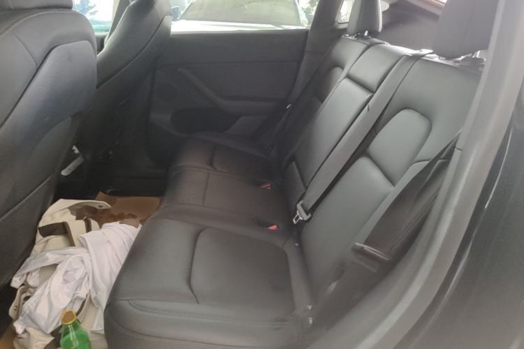 Used Tesla Model Y 2022 Rear-Wheel-Drive Version Left Rear Seat