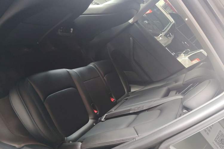 Used Tesla Model Y 2022 Revised Version Rear-Wheel Drive Left Rear Seat