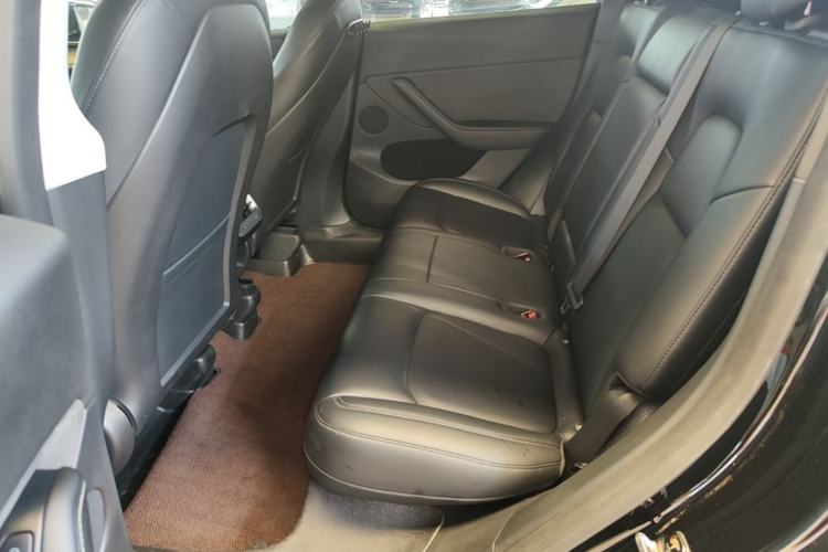 Used Tesla Model Y 2022 Rear-Wheel-Drive Version Left Rear Seat