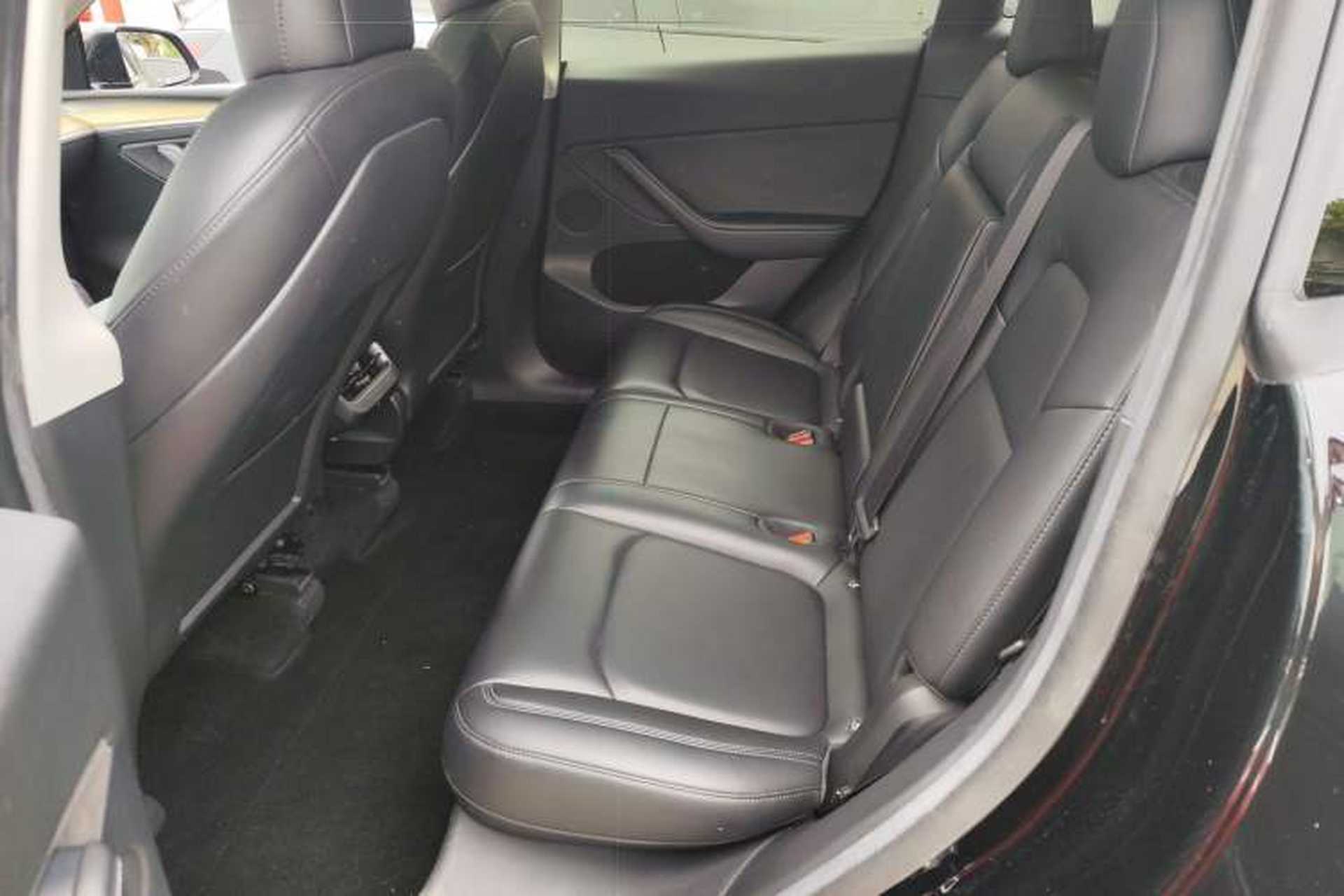 Used Tesla Model Y 2022 Rear-Wheel-Drive Version Left Rear Seat