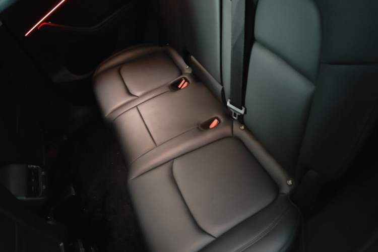 Used Tesla Model Y 2022 Revised Version Rear-Wheel Drive Left Rear Seat