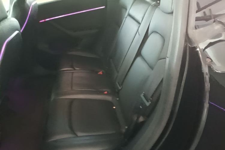 Used Tesla Model Y 2022 Rear-Wheel-Drive Version Left Rear Seat