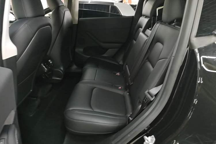 Used Tesla Model Y 2022 Revised Version Rear-Wheel Drive Left Rear Seat