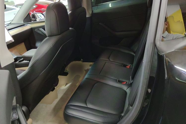 Used Tesla Model Y 2022 Rear-Wheel-Drive Version Left Rear Seat