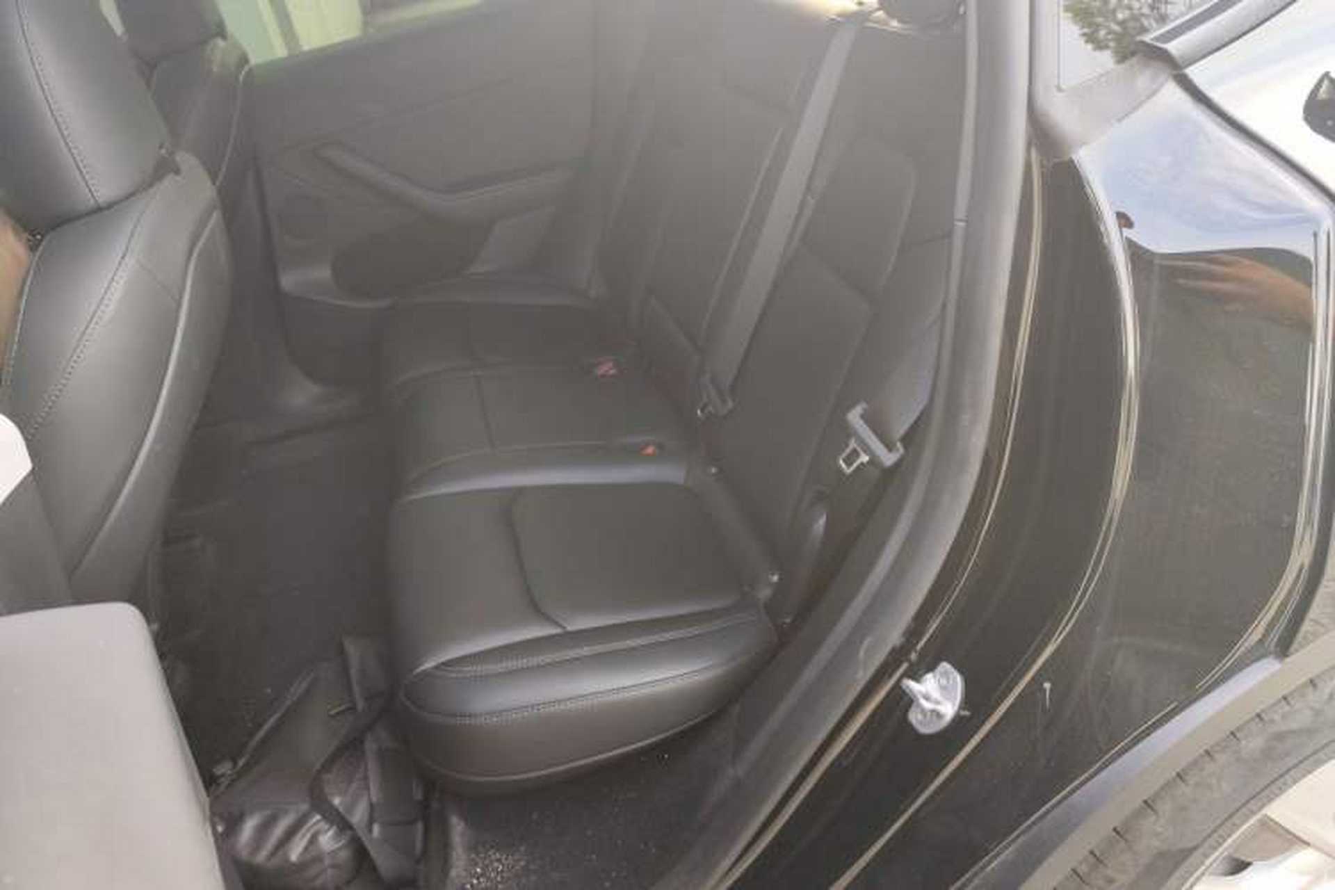 Used Tesla Model Y 2022 Revised Version Rear-Wheel Drive Left Rear Seat