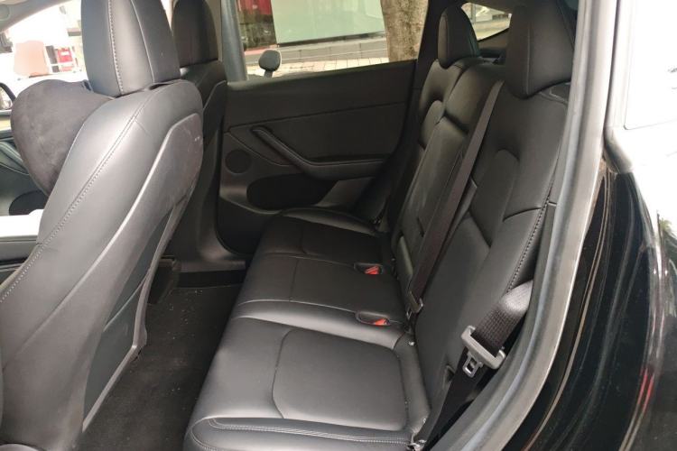 Used Tesla Model Y 2022 Rear-Wheel-Drive Version Left Rear Seat