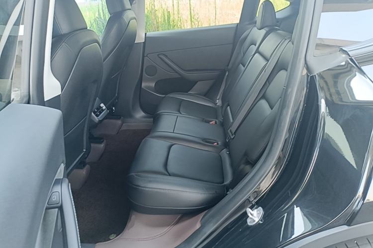Used Tesla Model Y 2022 Revised Version Rear-Wheel Drive Left Rear Seat