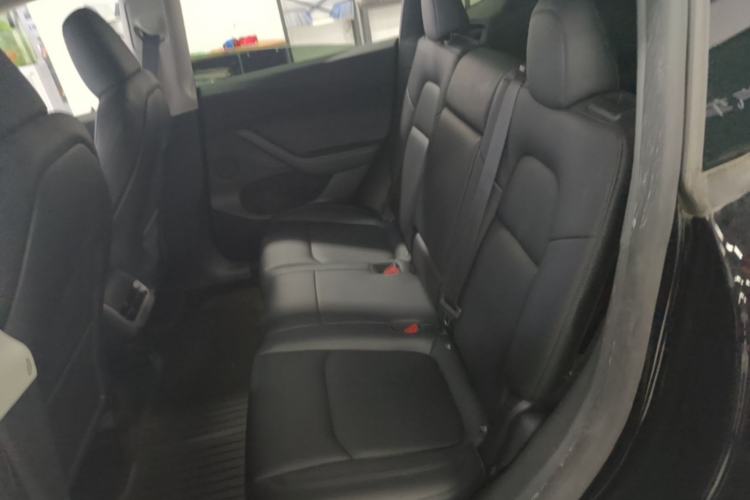 Used Tesla Model Y 2022 Revised Version Long-Range All-Wheel Drive Left Rear Seat