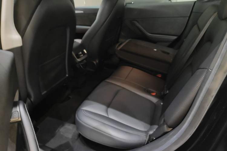 Used Tesla Model Y 2022 Revised Version Rear-Wheel Drive Left Rear Seat