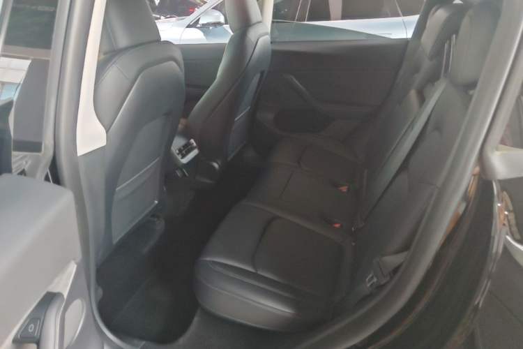 Used Tesla Model Y 2022 Revised Version Rear-Wheel Drive Left Rear Seat