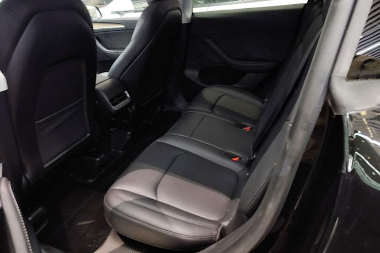 Used Tesla Model Y 2022 Revised Version Rear-Wheel Drive Left Rear Seat