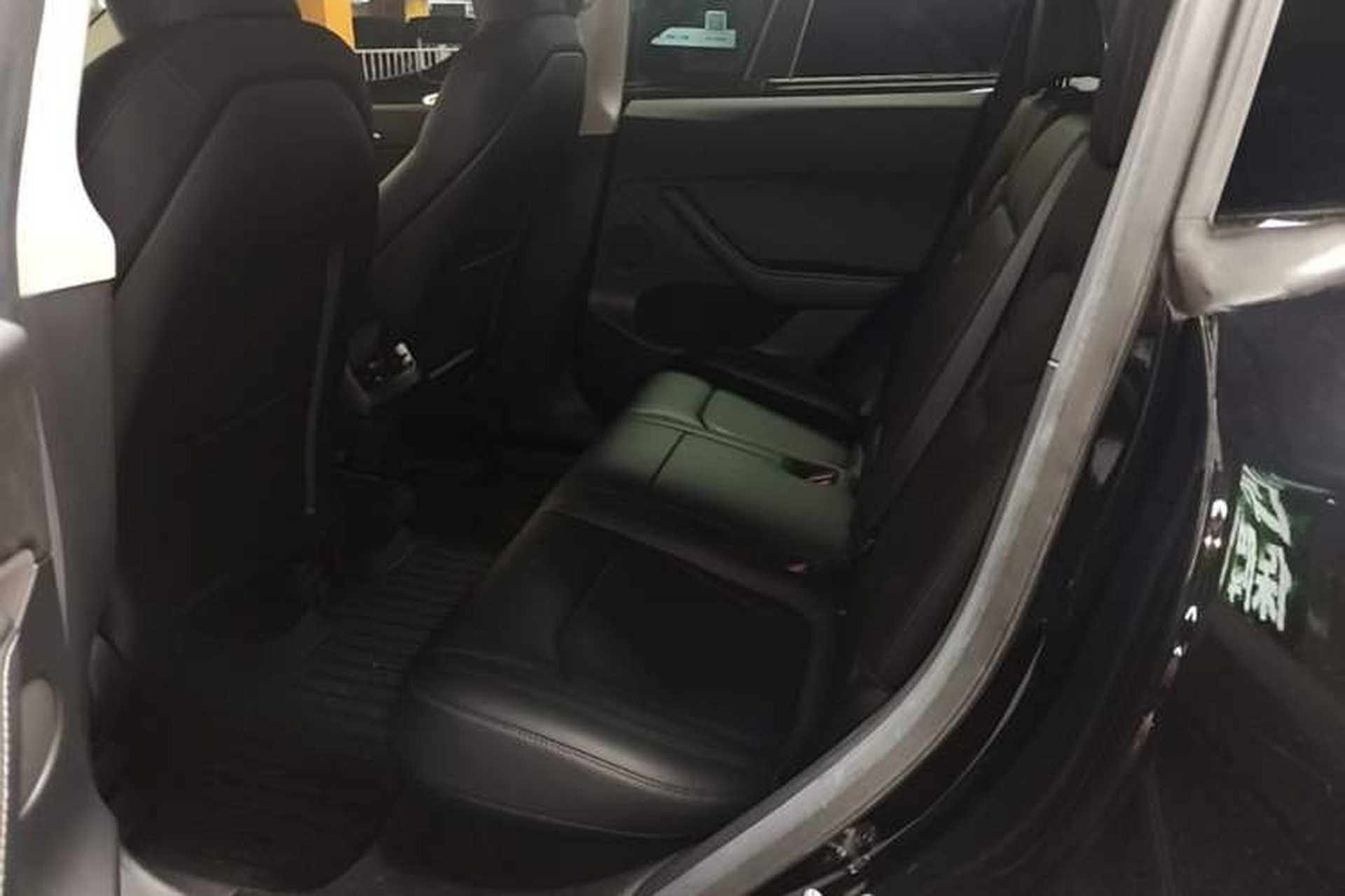 Used Tesla Model Y 2022 Rear-Wheel-Drive Version Left Rear Seat