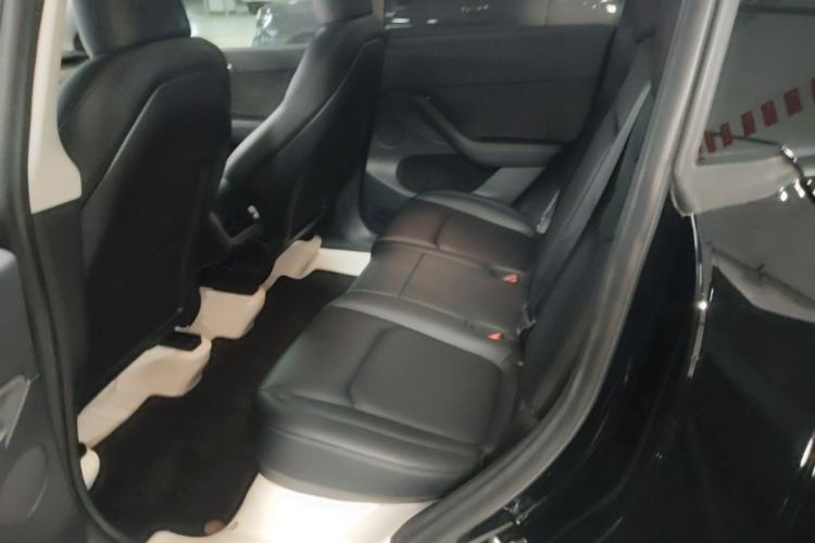 Used Tesla Model Y 2022 Revised Version Long-Range All-Wheel Drive Left Rear Seat