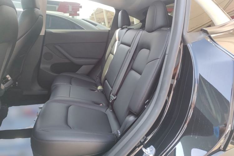 Used Tesla Model Y 2022 Revised Version Rear-Wheel Drive Left Rear Seat