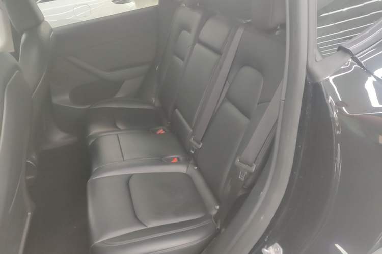 Used Tesla Model Y 2022 Revised Version Long-Range All-Wheel Drive Left Rear Seat
