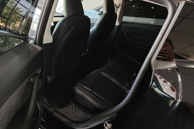 Used Tesla Model Y 2022 Revised Version Rear-Wheel Drive Left Rear Seat