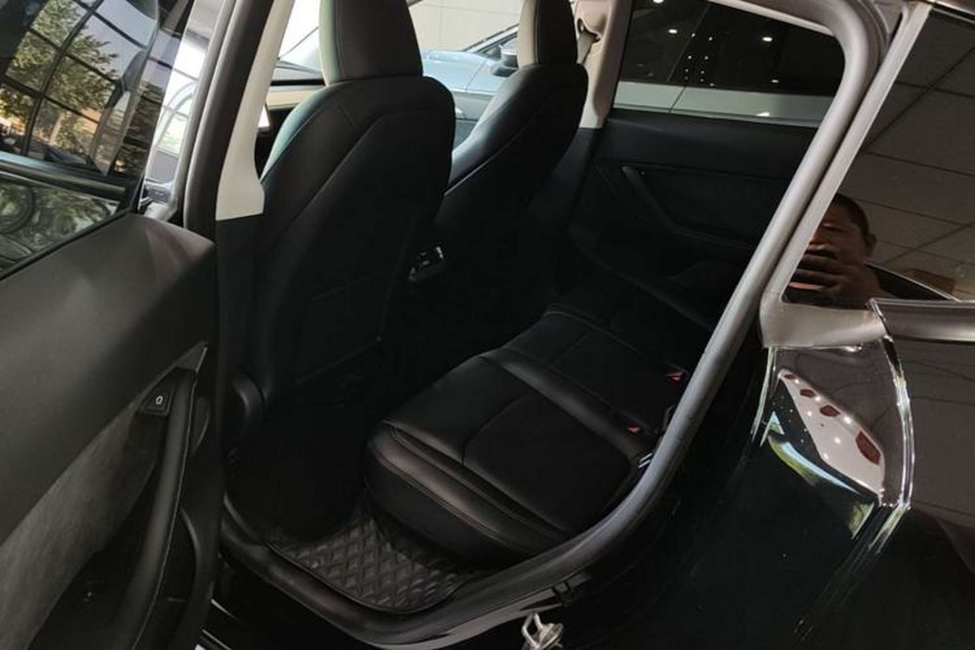 Used Tesla Model Y 2022 Revised Version Rear-Wheel Drive Left Rear Seat