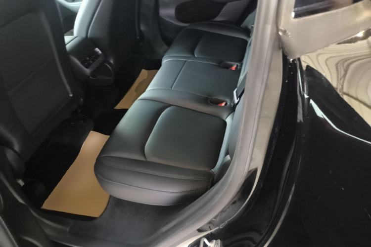 Used Tesla Model Y 2022 Revised Version Rear-Wheel Drive Left Rear Seat