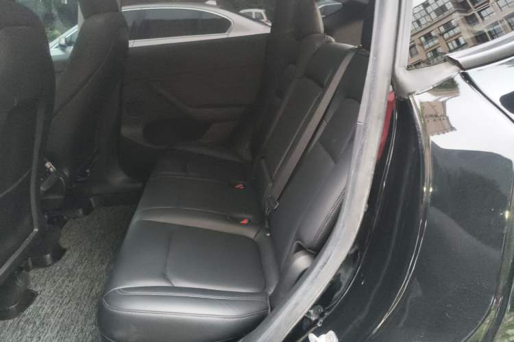 Used Tesla Model Y 2022 Rear-Wheel-Drive Version Left Rear Seat