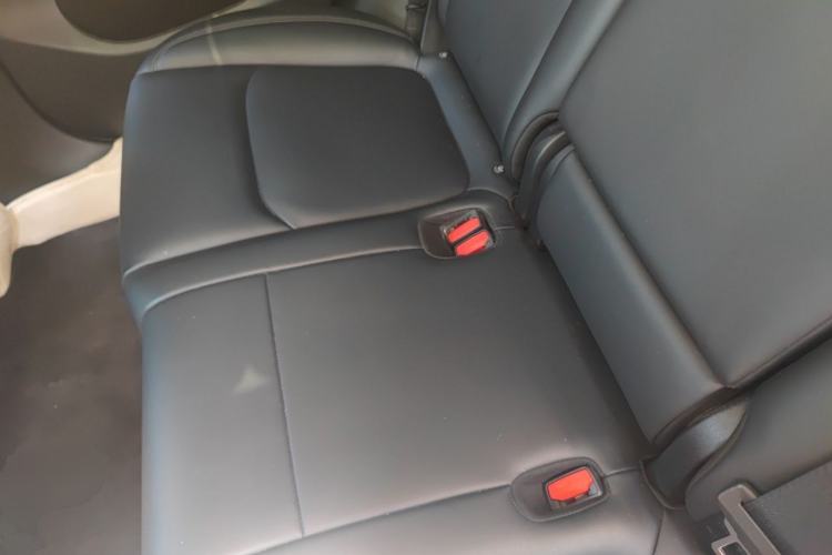 Used Tesla Model Y 2022 Revised Version Rear-Wheel Drive Left Rear Seat