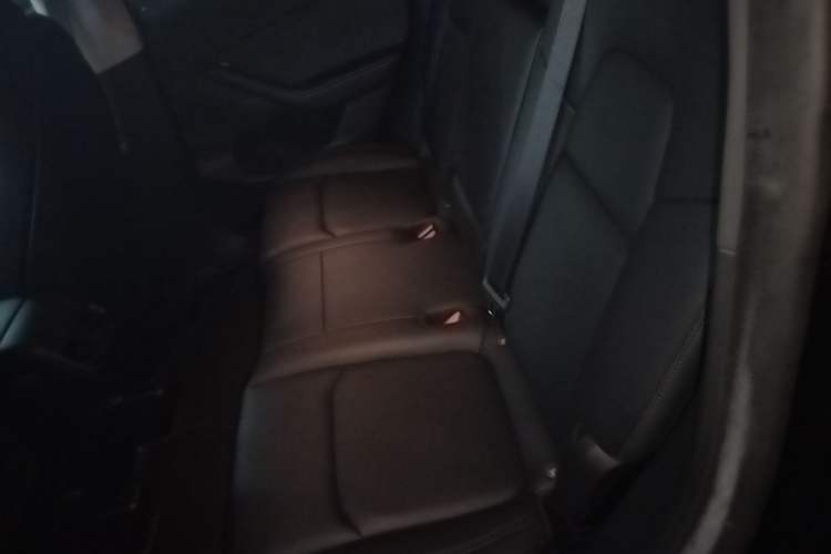 Used Tesla Model Y 2022 Revised Version Rear-Wheel Drive Left Rear Seat