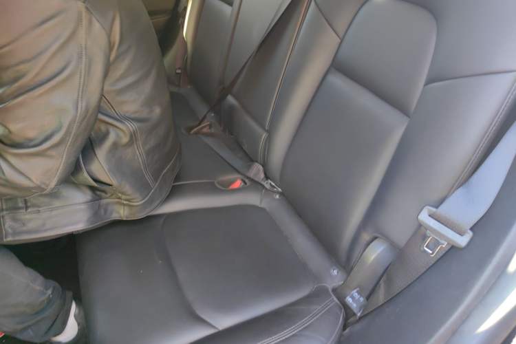 Used Tesla Model Y 2022 Revised Version Rear-Wheel Drive Left Rear Seat