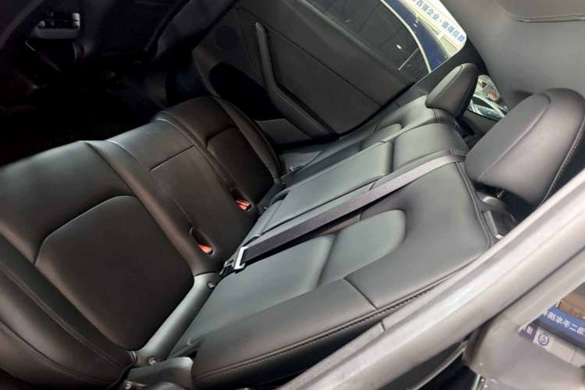 Used Tesla Model Y 2022 Revised Version Rear-Wheel Drive Left Rear Seat