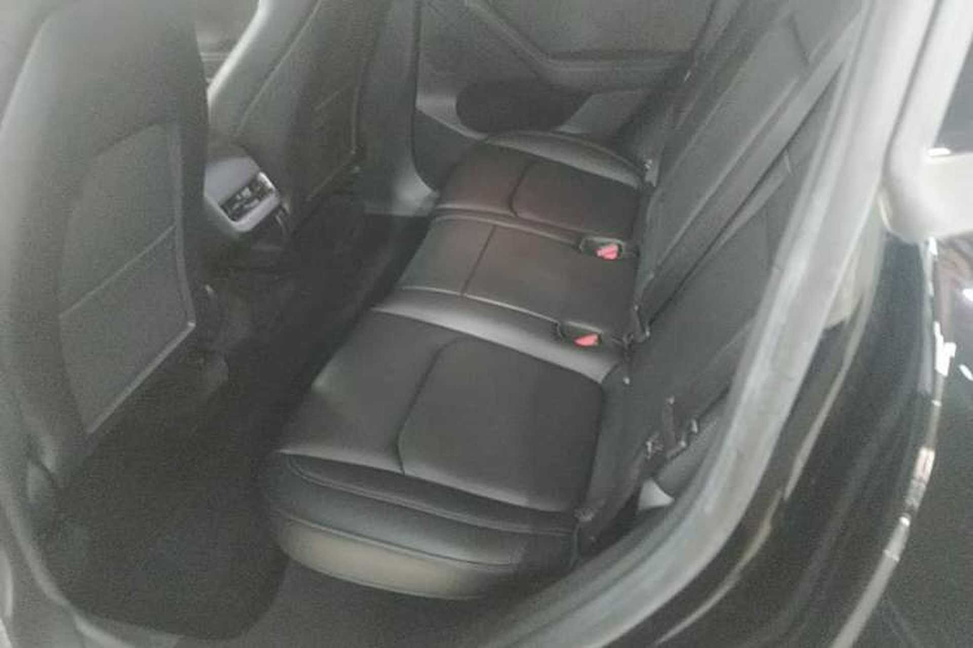 Used Tesla Model Y 2022 Revised Version Rear-Wheel Drive Left Rear Seat