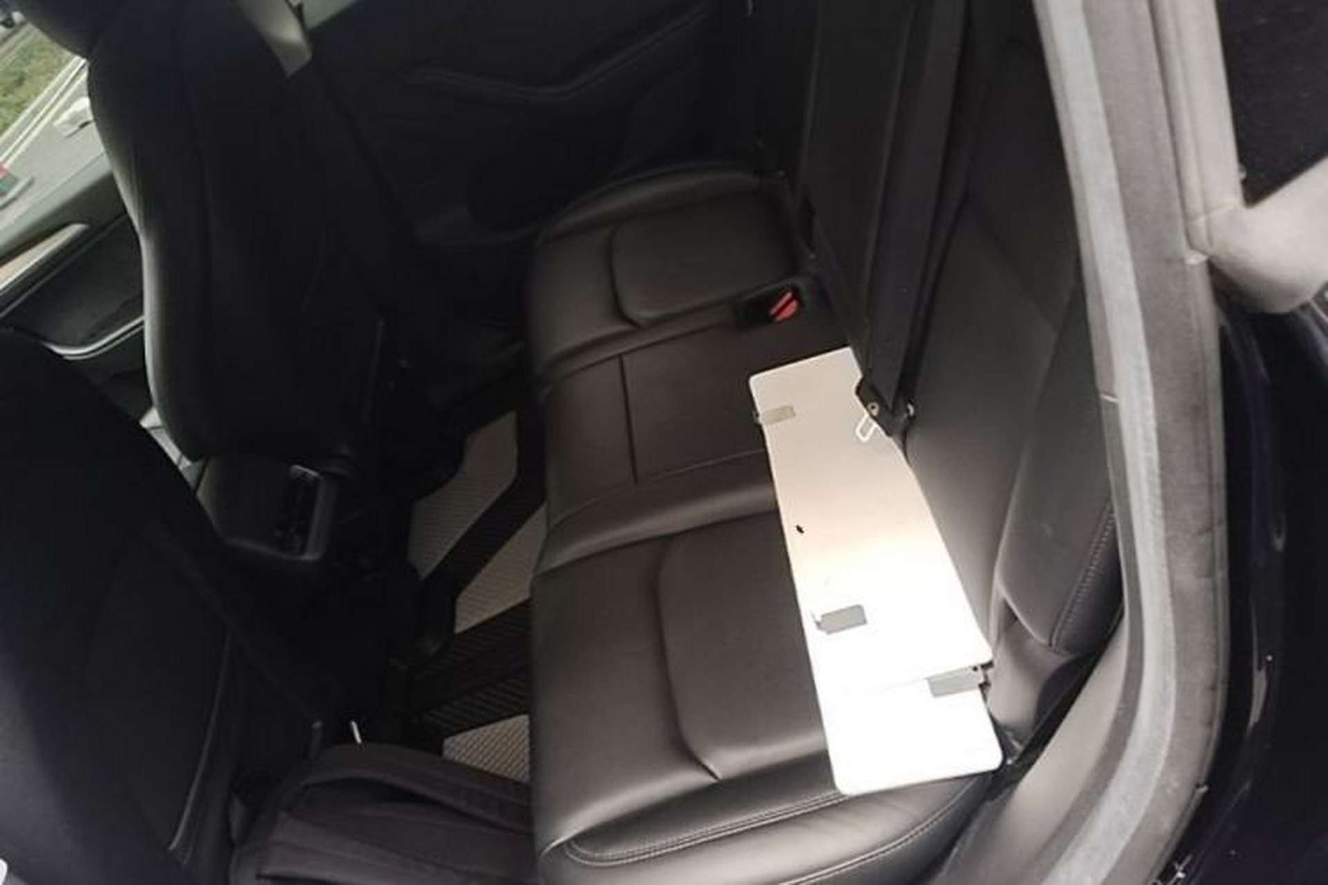 Used Tesla Model Y 2022 Revised Version Rear-Wheel Drive Left Rear Seat