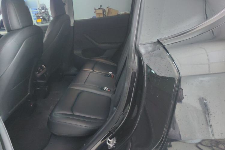 Used Tesla Model Y 2022 Rear-Wheel-Drive Version Left Rear Seat